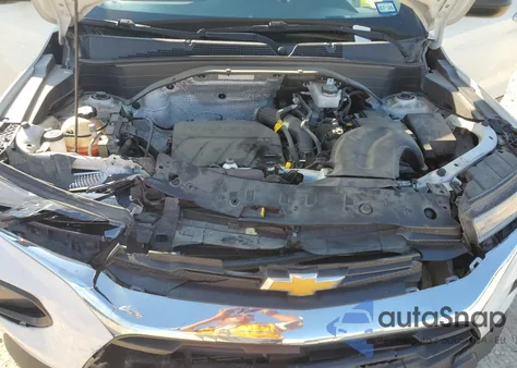 2021 Chevrolet Trailblazer Ls z USA, uszkodzony, nr VIN KL79MMS29MB181673